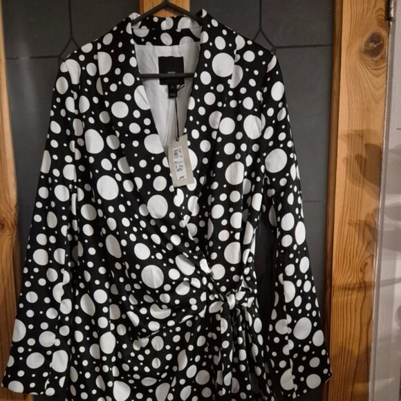 River Island Dresses & Skirts - River island retro romance blazer dress